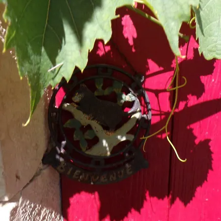 La Maison Rouge * Lizant