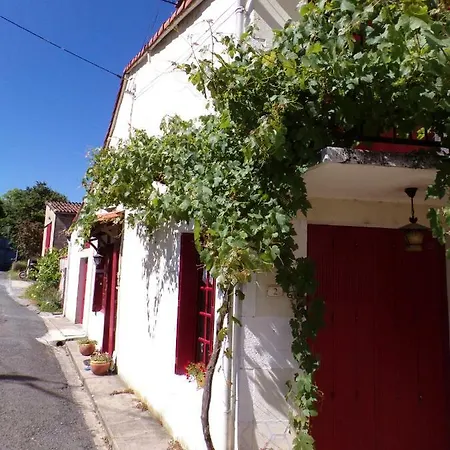 Nyaraló La Maison Rouge *
